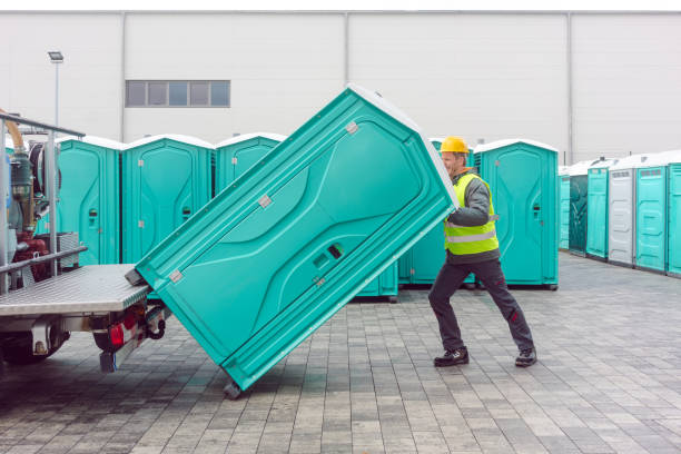 Portable bathroom rental in Rexland Acres, CA